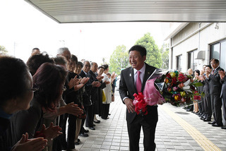 写真：市長登庁式