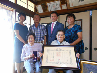 写真:叙勲伝達(斎藤保様)