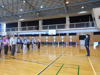 写真：みどり市スポーツ吹矢大会