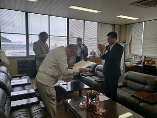 写真：市民チャリティーゴルフ大会表彰式