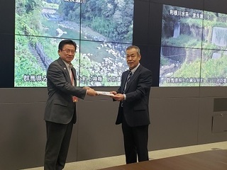 写真：渡良瀬川流域砂防工事期成同盟会要望活動