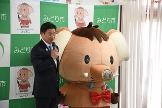 写真：みどモス誕生1周年記念BIRTHDAY PARTY