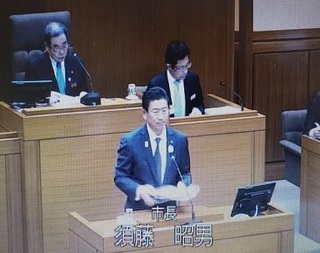 写真：施政方針演説（令和2年みどり市議会第1回定例会）