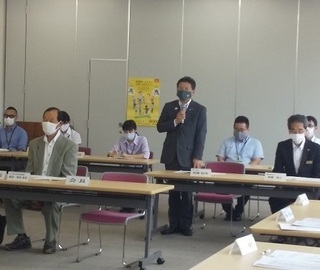 写真：みどり市地域包括支援センター運営協議会委員委嘱状交付式