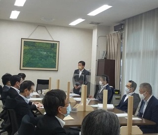 写真：第33回定時株主総会および第137取締役会