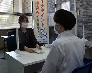 写真：「マイナンバーカード専用窓口」を開設