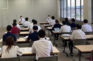 写真：サマーレビューを行いました