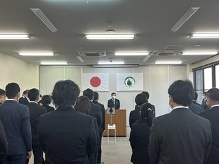 写真：仕事納めの訓示