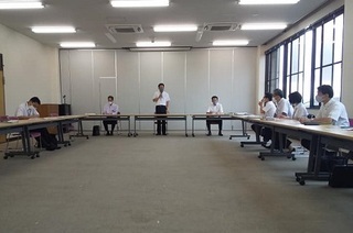 写真：新型コロナ感染症対策本部会議