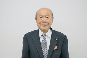 写真： 阿左美　守