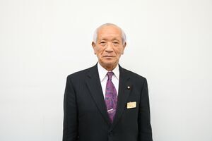 写真；上岡　克己