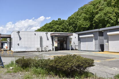 写真:ふれあい学習館前
