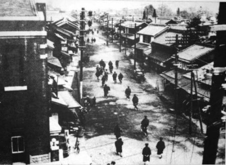 写真:大正末ころの大間々銀行付近