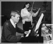写真:小林美恵さん(ヴァイオリン)の録音風景の様子