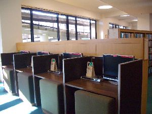 大間々図書館館内写真4