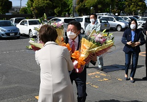 写真：須藤市長登庁式2