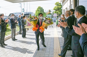 写真：須藤市長登庁式3