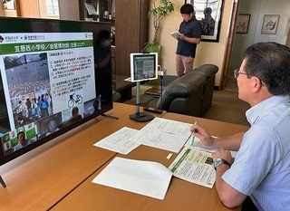 写真：早稲田大学大学院・新島学園短期大学　政策形成ワークショップ成果報告会