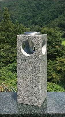 ガーデンライトスタンド｜有限会社髙草木石材