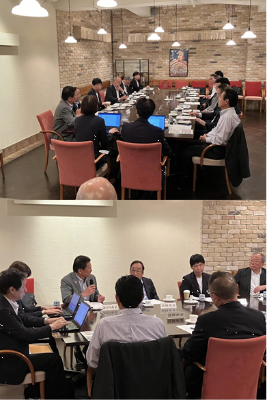 写真：知事と市長会の12市長との朝食会