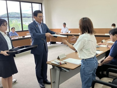 写真：令和6年度第1回みどり市子ども・子育て会議