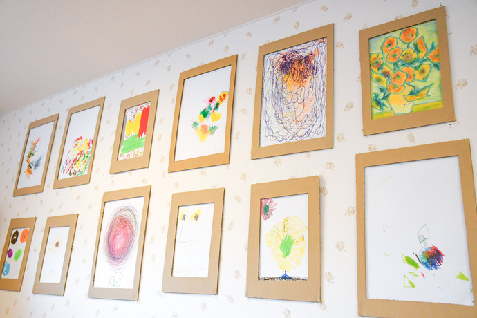 利用者が描いたアート作品