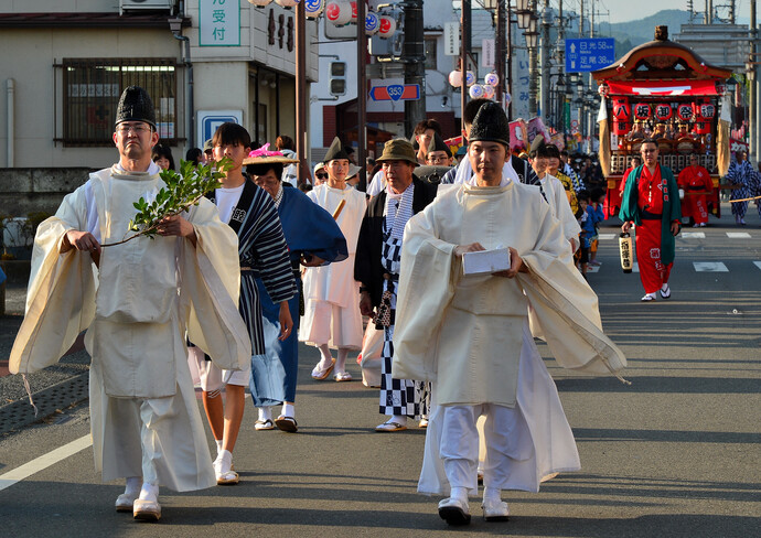 山車巡行