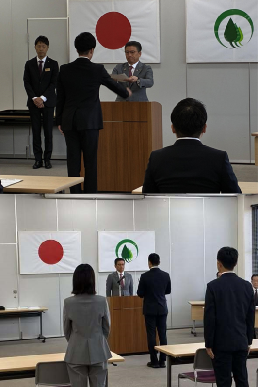 写真:新規採用職員辞令交付式