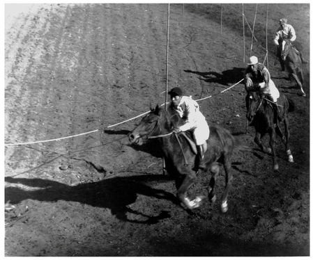 写真：大間々競馬場（写真提供:木戸英价氏）