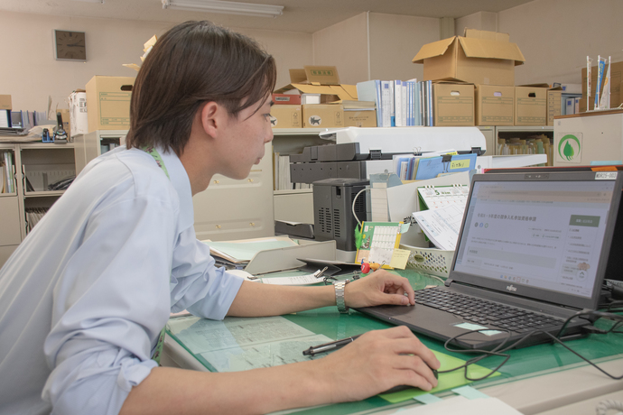 総務部 管財課・主事補(2026年4月入職)2